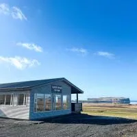 Guesthouse Reynir, hotel em Reynir