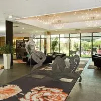 Residhome Suites Paris Sénart, Hotel in Lieusaint