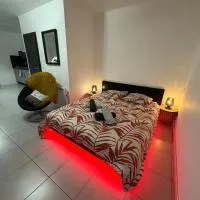 Appartement moderne centre du Crès、Le Crèsのホテル