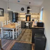 The Lodge، فندق في مولينجار