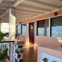 Upper Floor Retreat, hôtel à Castries près de : Aéroport George F. L. Charles - SLU