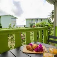 Beachfront studio972, отель в городе Сент-Люсе