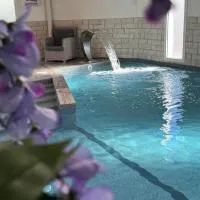 Hôtel Calme Des Pins & Spa, hotel v destinaci Les Sables-dʼOlonne