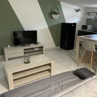 Appartement 29D à Mailly-le-Camp, hotel i Mailly-le-Camp