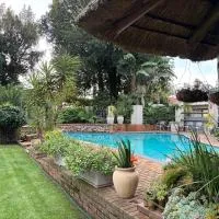 Ben & Bern House, hotel v destinácii Krugersdorp