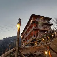 Pahadibliss hostel tosh โรงแรมในTosh