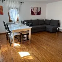 Loreley 2 Zimmerwohnung mit Hof und Garten, готель у місті Санкт-Гоар