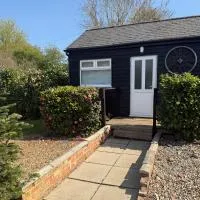 Colne cabin, hotel sa Earls Colne