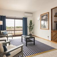 Vila de Santa EulAlia III - Albufeira, Hotel in Albufeira