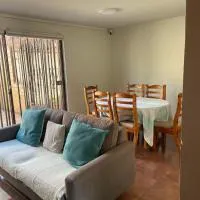 Hermosa casa Hostal de Miguel、ロス・アンヘレスにあるLos Angeles - LSQの周辺ホテル