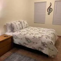 Karakter Inmuebles, Music Department, готель у місті Рейноса
