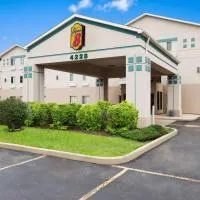 Viesnīca Super 8 by Wyndham Aurora/Naperville Area pilsētā Aurora