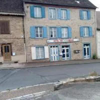 Magnac-Bourg में, होटल Les voyageurs