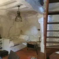 Maison Troglodyte, ξενοδοχείο σε Saint-Léger-de-Montbrillais