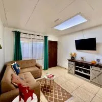Brisa Amatista - Casa completa y centrica en San Ramón #1, hotell sihtkohas Palmitos Sur