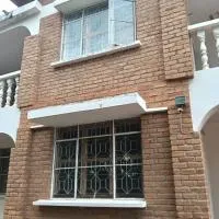 Kabila moja hostel, hotel v Irinze