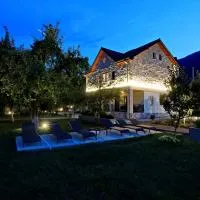 Bajram Curri में, होटल Plis Bujtina - Guesthouse