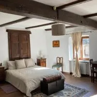 Maison Garavet, khách sạn ở Donnas