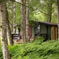 Naturnära Fritidsboende, Thulebo YinTorp, готель у місті Arkelstorp