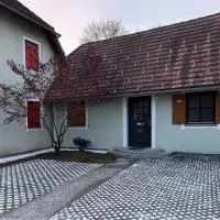 Hiška HOME- TERME ČATEŽ - VKLJUČENE KOPALNE KARTE, Hotel in Čatež ob Savi