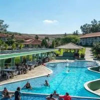Villa Hípica - Flat com vista para o lago, hotel em Gravatá