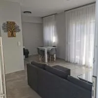 Elia home, Hotel in Néa Karváli