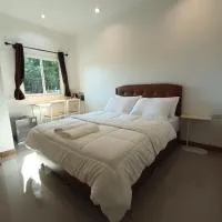 Good Nine Resort, hotel di Ban Lam Kaen