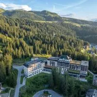 Waldhotel Arosa: Arosa şehrinde bir otel