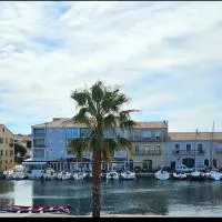 Appartement sur le Port de Meze, hotel em Mèze