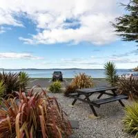 Viesnīca Beachfront Apartment Blackmans Bay pilsētā Kingston Beach