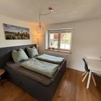 Ferienwohnung - Urlaub auf dem Bauernhof，Büdenhof的飯店