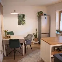 BaumHaus - kleines Ferienglück, hotel i Karlstadt