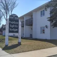 Harbor Lights Lodge, מלון בKewaunee
