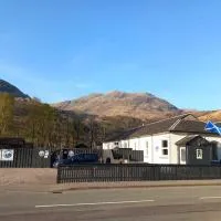 Leven and Linnhe Apartments, West Highland Way Holidays, hotel a Kinlochleven