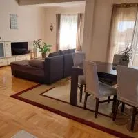 Sorin Apartments Gevgelija: Gevgeli şehrinde bir otel