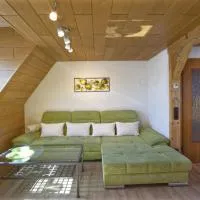 Ferienwohnung zentral Ulm - Allgäu - Legoland mit E-Ladestation, hotelli kohteessa Bellenberg