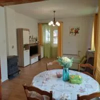 Apartman Rozmari, hotel u gradu Lokve