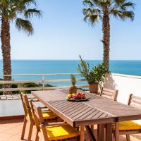 Nativo Big Wave Front Row 2BR Nazar&eacute;, hotel em Nazar&eacute;