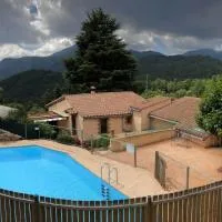 Apartamento en pleno Montseny Mas Romeu Turisme Rural,阿魯布希耶斯的飯店
