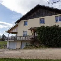 Gîte "La Partie de Bise", 12 personnes, hotell i Le Barboux