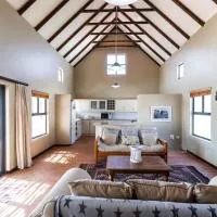 Barking Beach Cottage Jacobsbaai - Jacobs bay - Pet Friendly, хотел в Джейкъбс Бей