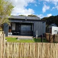 Blue Window Shedhouse, hotel a Hartebeest Rivier