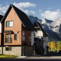 Basecamp Resorts Canmore, хотел в Канмор
