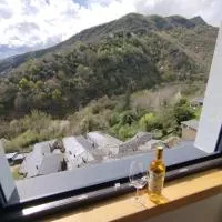 Hotel Zura, hotel en Seoane