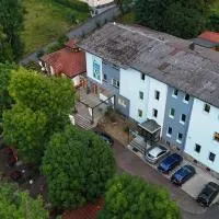 Budget Hotel Biebertal am Milseburgradweg، فندق في Hofbieber