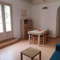 Gîte Les 2 oliviers, hotel a Canet
