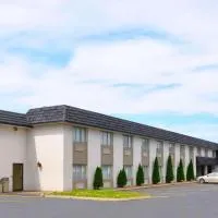 Avalon Inn, hótel í Sandusky