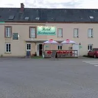 Le relais du petit rest'ô Perche, hotel u gradu Les Croix Chemins