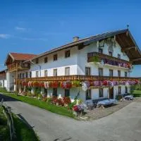 Nudlbichlerhof, hotel en Samerberg