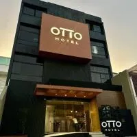 Otto Hotel، فندق في غوفيرنادور فالاداريس